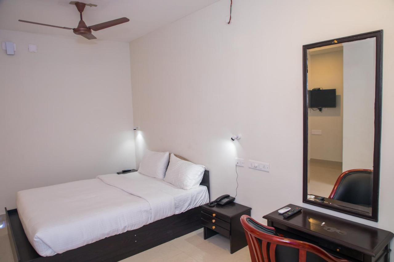 Hotel Stay Inn Coimbatore Exteriör bild
